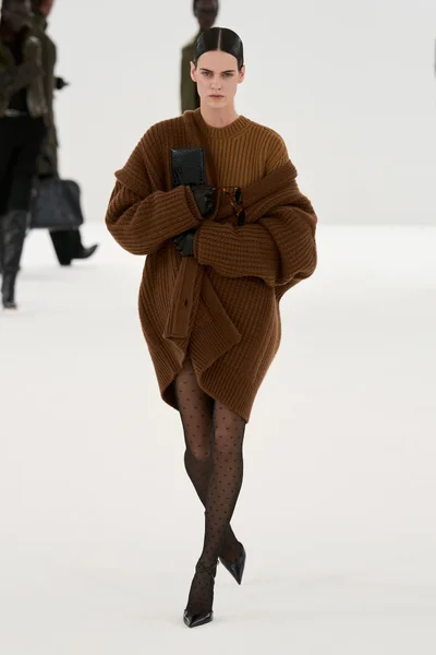 Look 36